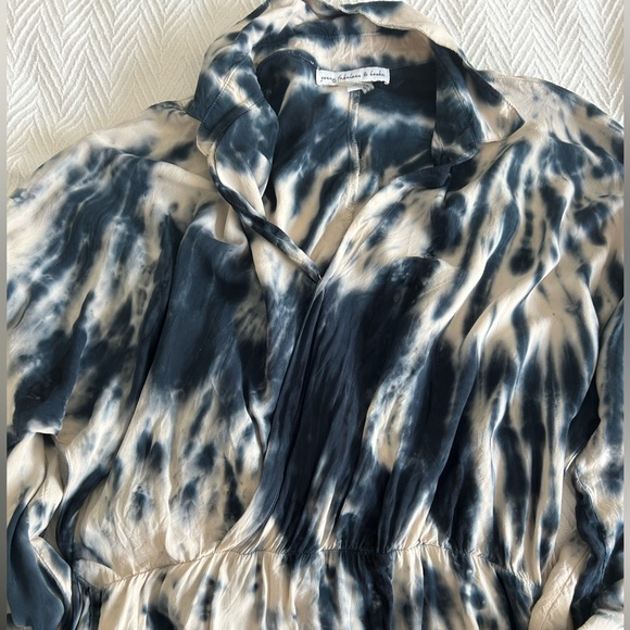 YOUNG FABULOUS AND BROKE TIEDYE WRAP DRESS SIZE MEDIUM - Picture 4 of 4